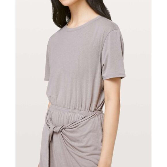 Lululemon Unwind Your Mind Dark Chrome White Dress Size 6 - Picture 2 of 7